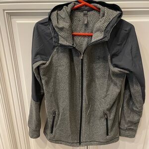 Under armour hooded jacket large